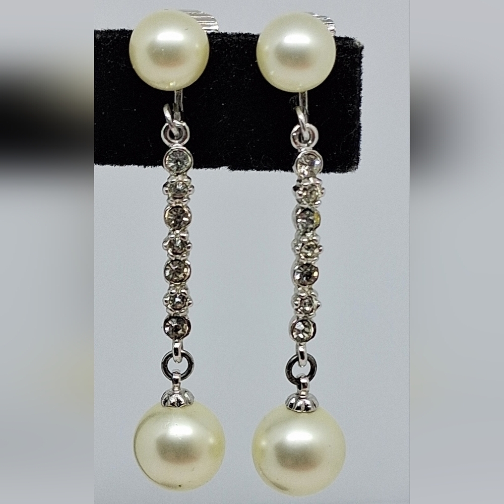 * Vintage Marvella Faux Pearl & Rhinestones Clip On Earrings